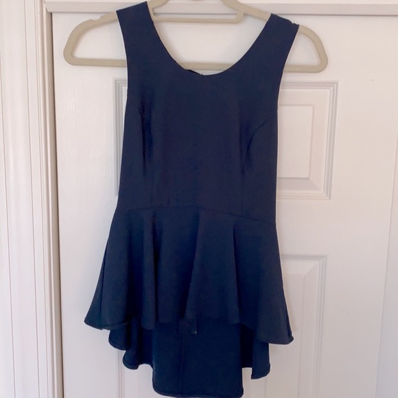 🎉HP🎉 Peplum Navy top - Picture 2 of 4